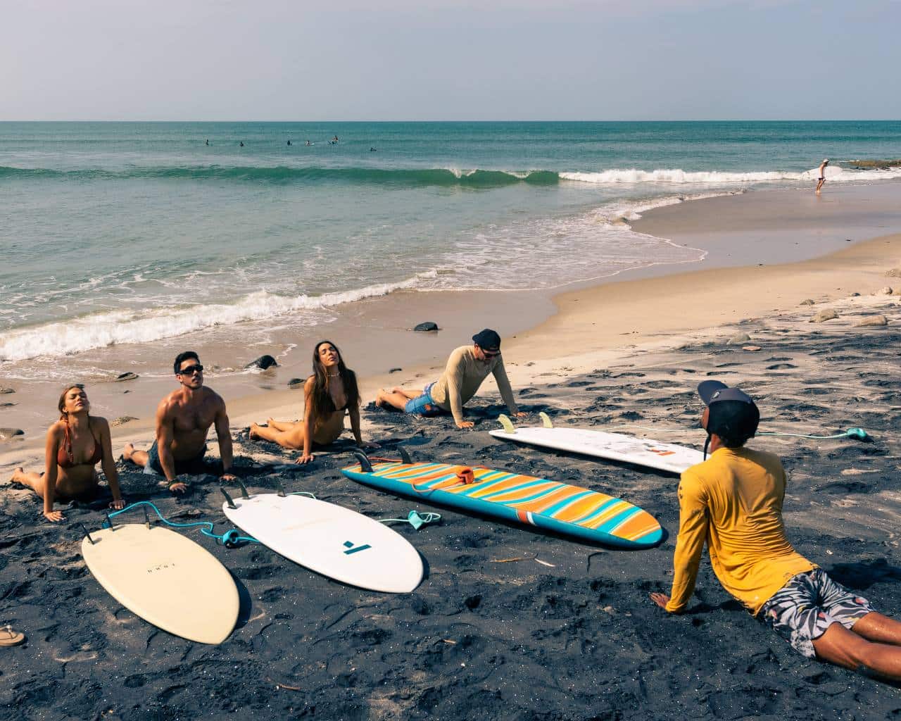 Panama Surf Rental group surf day